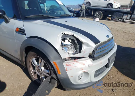 2012 Mini Cooper z USA, uszkodzony, nr VIN WMWSU3C50CT539935